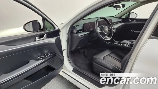 Kia K5 Новый K5 3 поколение 2.0 LPi(Для проката) — Фото автомобиля 10
