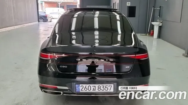 Genesis G90 Бензин 3.5 турбо AWD — Фото автомобиля 4