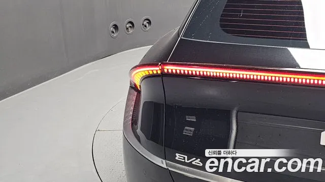 Kia EV6 — Фото автомобиля 7
