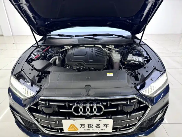 Audi A7L — Фото автомобиля 18