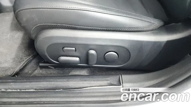 Hyundai Ioniq6 Long Range AWD — Фото автомобиля 29
