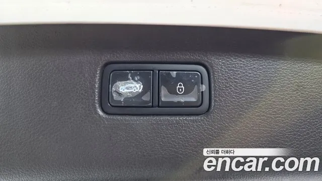 Genesis GV80 — Фото автомобиля 3