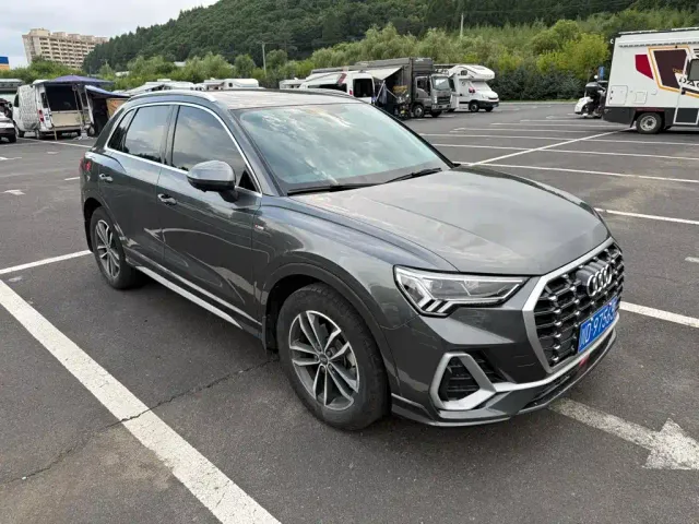 Audi Q3 — Фото автомобиля 3