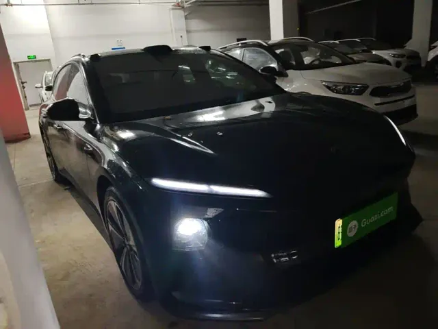 Nio ET5 Touring — Фото автомобиля 3