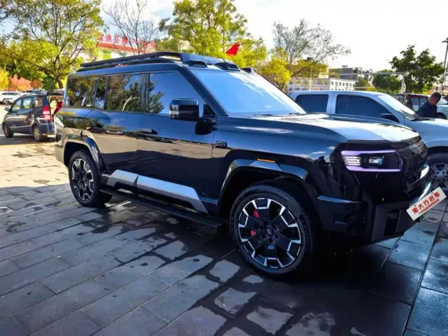 Фотография автомобиля — BYD FangChengBao Leopard 8