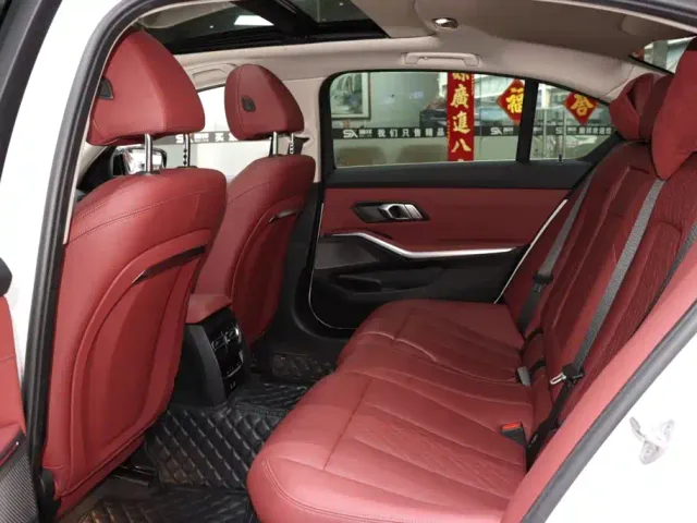 BMW 3 Series — Фото автомобиля 11