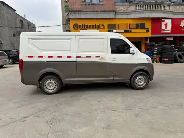 Changan Kuayue Kuayue Star V5 EV — Фото автомобиля 4