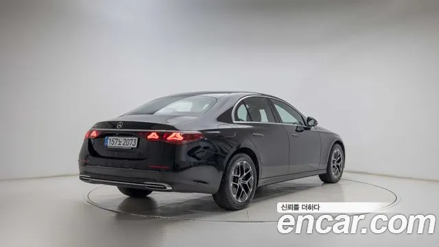 Mercedes-Benz E-Class W214 — Фото автомобиля 2