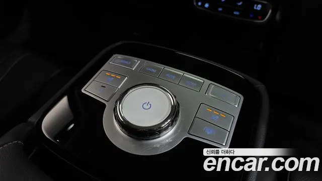 Genesis G80 Бензин 2.5 турбо AWD — Фото автомобиля 29