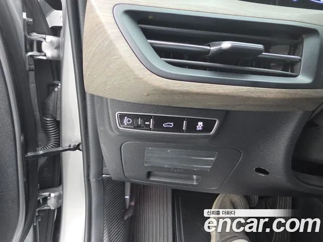 Kia K8 — Фото автомобиля 15