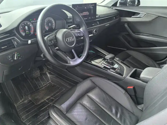 Audi A4 — Фото автомобиля 17