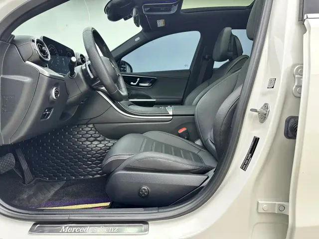 Mercedes-Benz C-Class — Фото автомобиля 8