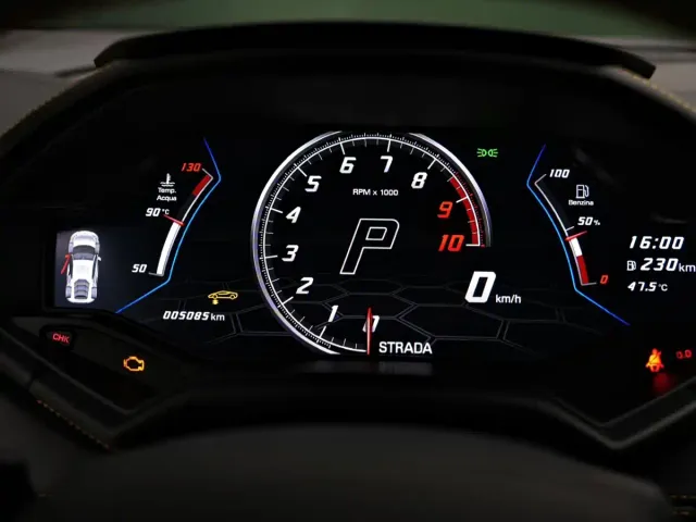 Lamborghini Huracan — Фото автомобиля 10