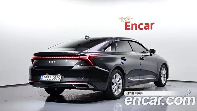 Kia K8 — Фото автомобиля 2