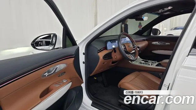 Genesis GV70 2.5T Бензин 2WD — Фото автомобиля 9