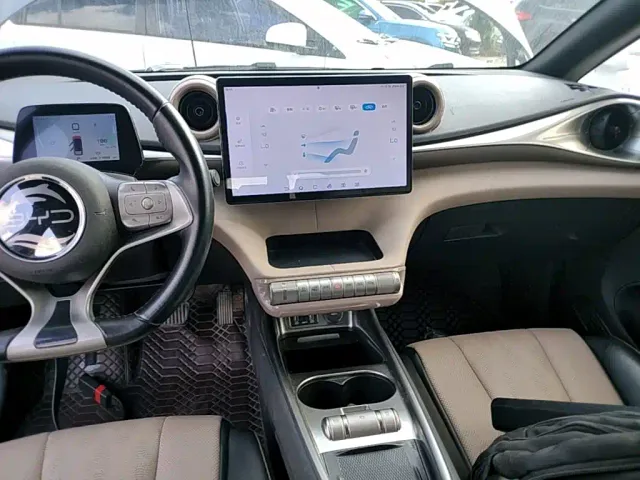 BYD Dolphin — Фото автомобиля 12