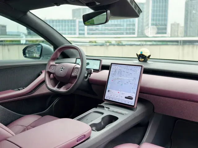Nio ET5 Touring — Фото автомобиля 11