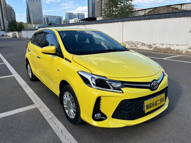 Toyota Vios FS — Фото автомобиля 3