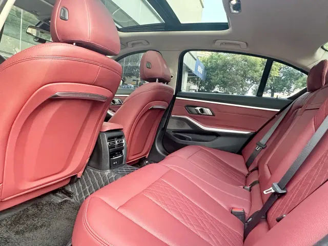 BMW 3 Series — Фото автомобиля 8