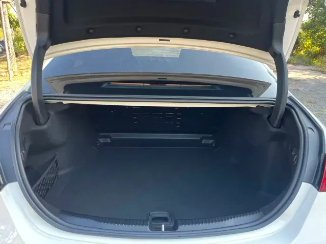Mercedes-Benz C-Class — Фото автомобиля 14