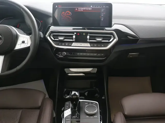 BMW X3 — Фото автомобиля 9