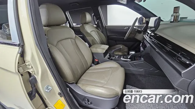 KG_Mobility_Ssangyong Rexton Новый Rexton Sport Khan Дизель 2.2 4WD — Фото автомобиля 5