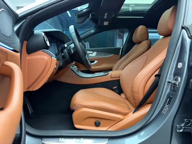 Mercedes-Benz CLS-Class — Фото автомобиля 11