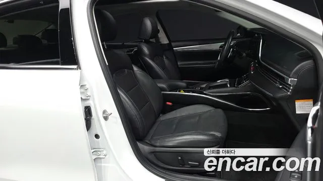 Hyundai Grandeur Grandeur (New) Hybrid — Фото автомобиля 11