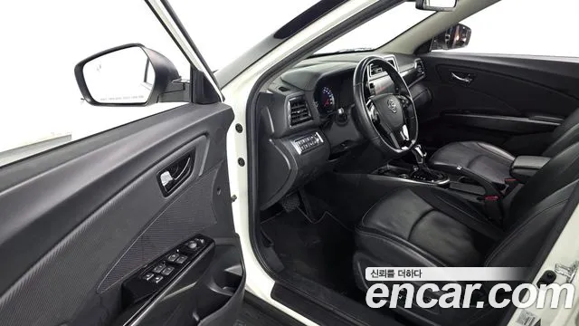 KG_Mobility_Ssangyong TIBOLI Very New Tivoli Бензин 1.5 2WD — Фото автомобиля 11