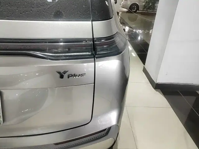 GAC Aion Y — Фото автомобиля 7