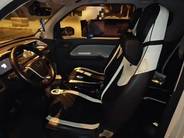 Wuling Hongguang Mini EV — Фото автомобиля 13