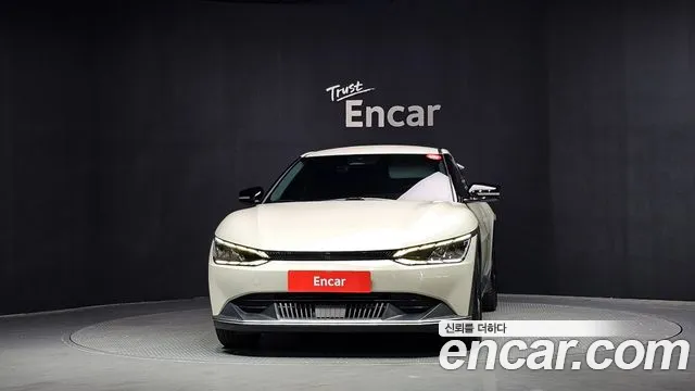 Kia EV6 — Фото автомобиля 3