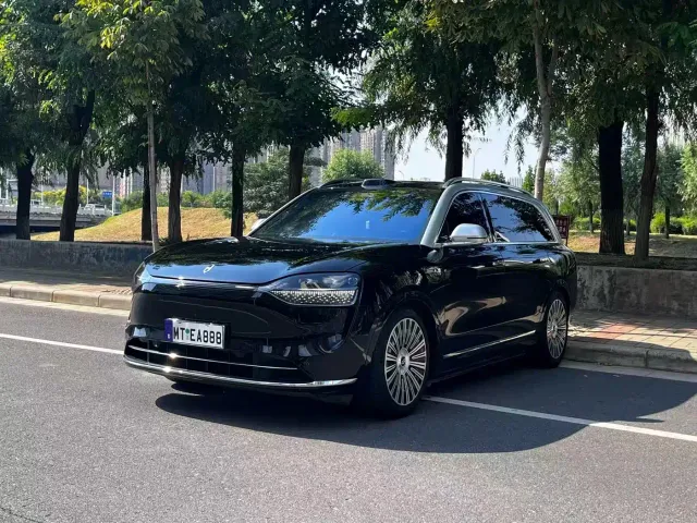 Фотография автомобиля — Aito M9