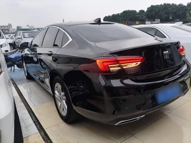 Buick Regal — Фото автомобиля 4