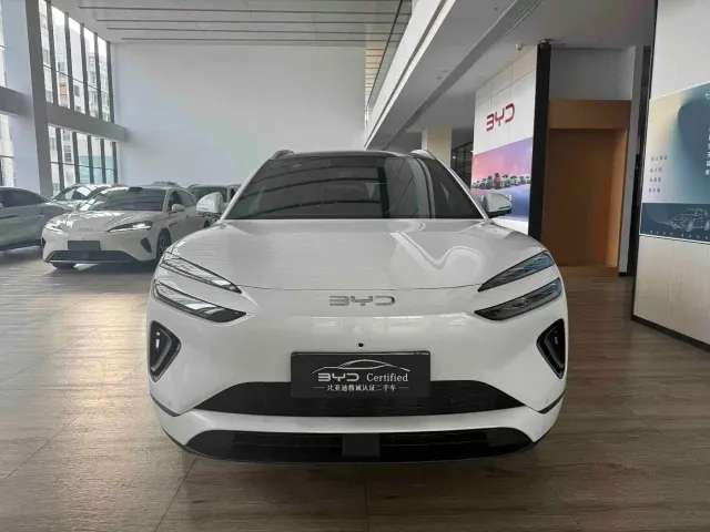 BYD Sealion 06 — Фото автомобиля 4