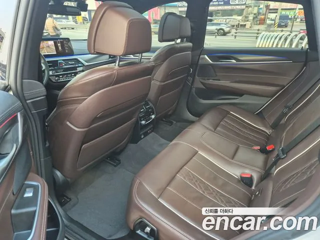 BMW Gran Turismo — Фото автомобиля 16