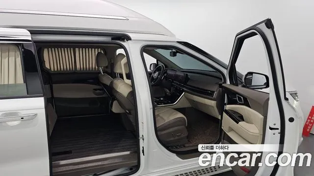 Kia Canival Carnival 4 поколение Дизель 9 мест Hi-Limousine — Фото автомобиля 11