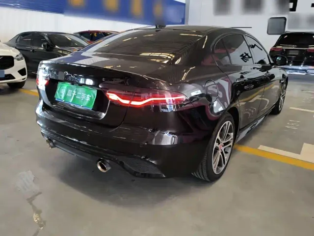 Jaguar XEL — Фото автомобиля 6