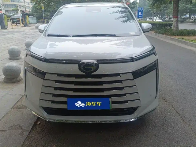 GAC Trumpchi E8 — Фото автомобиля 2