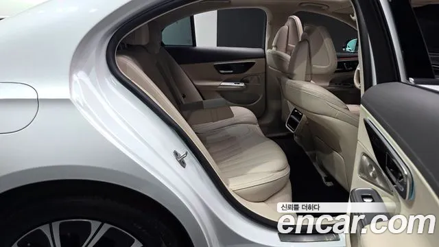 Mercedes-Benz E-Class E-класс W214 E300 4MATIC Exclusive — Фото автомобиля 12