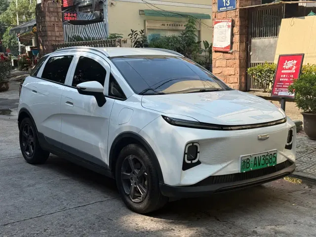 Geely Geometry E Firefly — Фото автомобиля 3