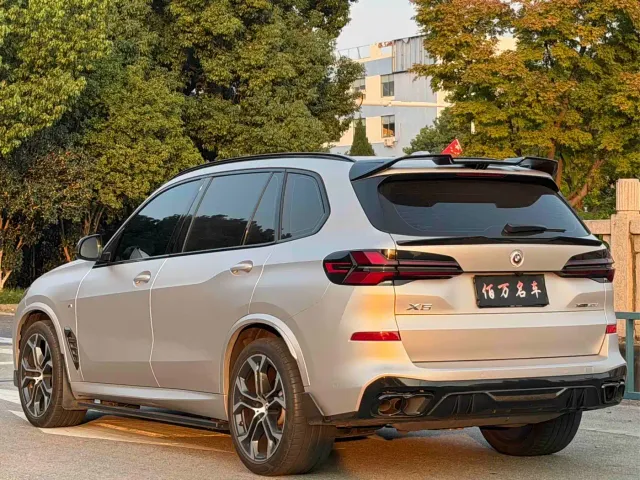 BMW X5 — Фото автомобиля 4