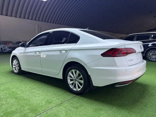 Volkswagen Bora — Фото автомобиля 9