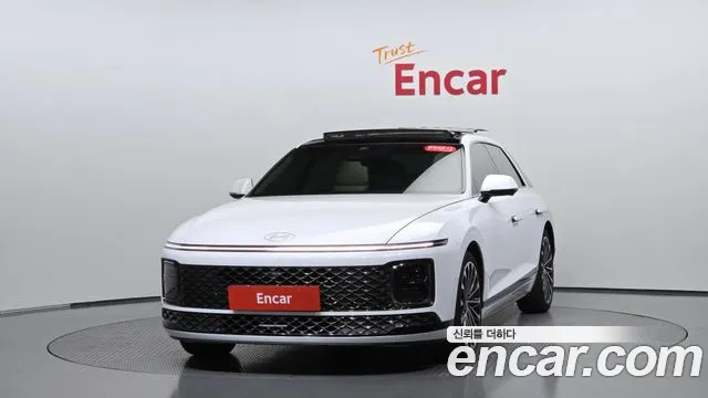 Hyundai Grandeur GN7 — Фото автомобиля 3