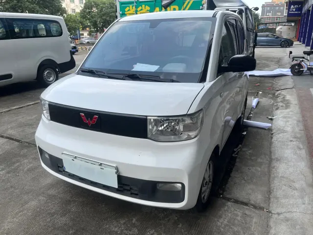 Фотография автомобиля — Wuling Hongguang Mini EV