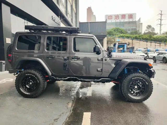 Jeep Wrangler — Фото автомобиля 15