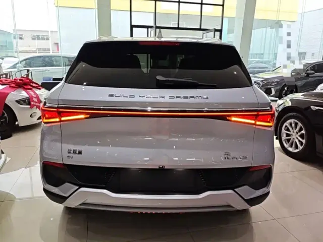 BYD Yuan PLUS — Фото автомобиля 5