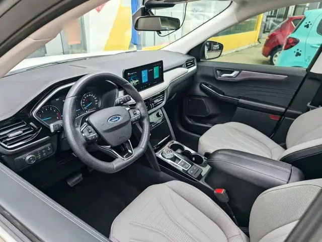 Ford Escape — Фото автомобиля 17