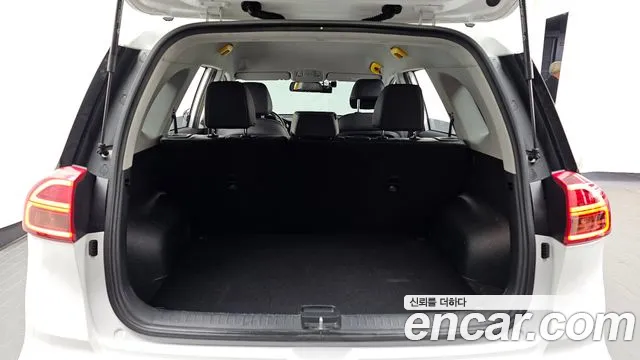 Kia Niro — Фото автомобиля 20