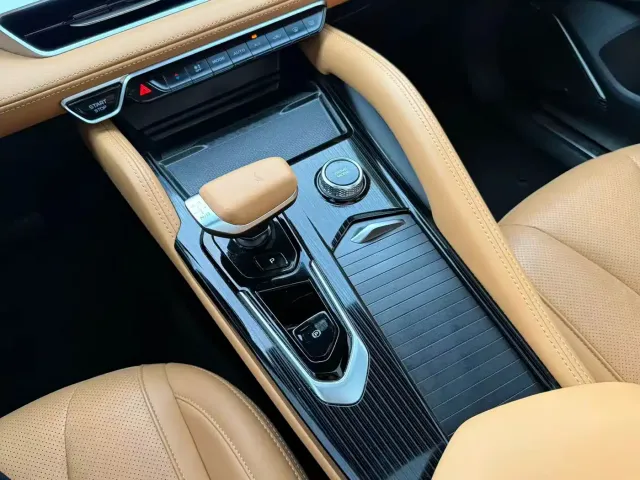 Geely Xingyue L Extended-Range EV 2022 1.5T DHT Range-extender Electric Ultimate Edition — Фото автомобиля 24